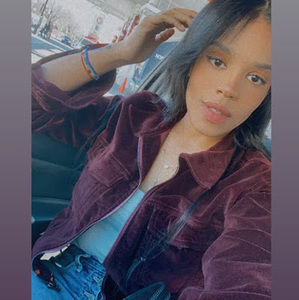 Meet your Posher, Winifer